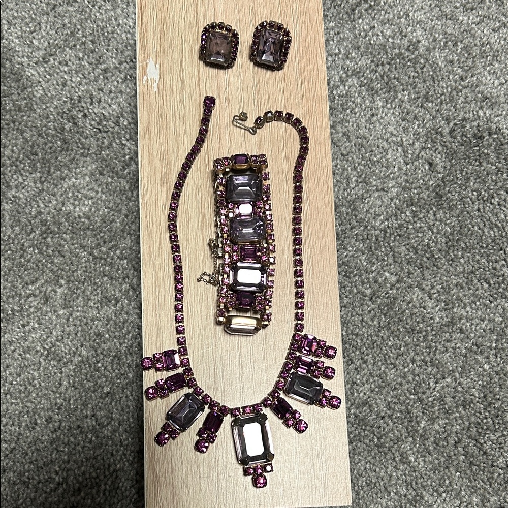Elegant Purple Jewelry Set